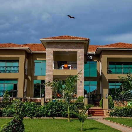Lakepoint Villa Entebbe Bagian luar foto