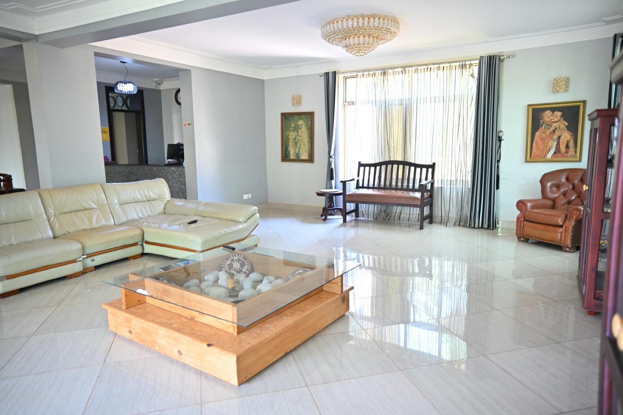 Lakepoint Villa Entebbe Bagian luar foto